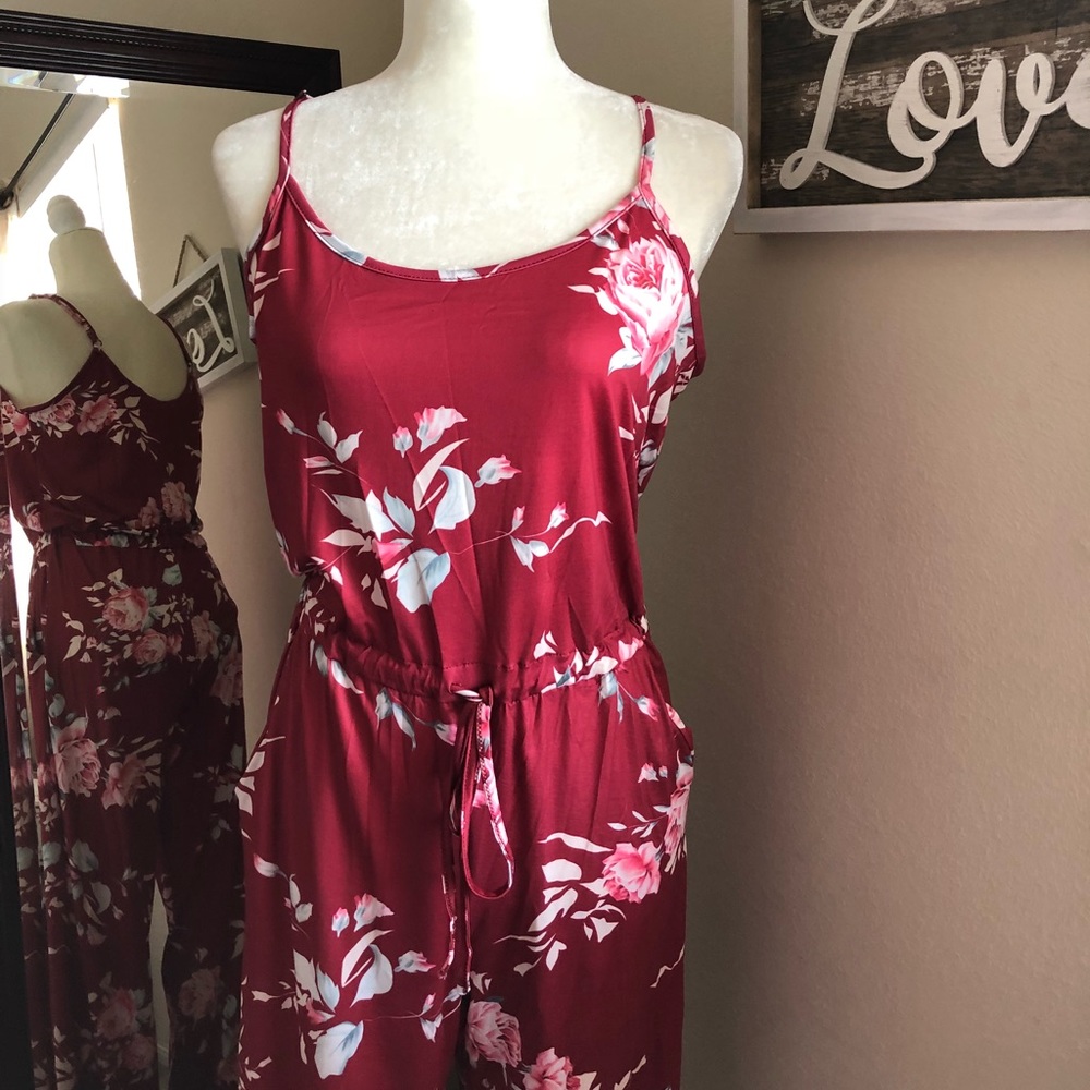 Cute Floral Jumpsuit - Picture 2 of 7